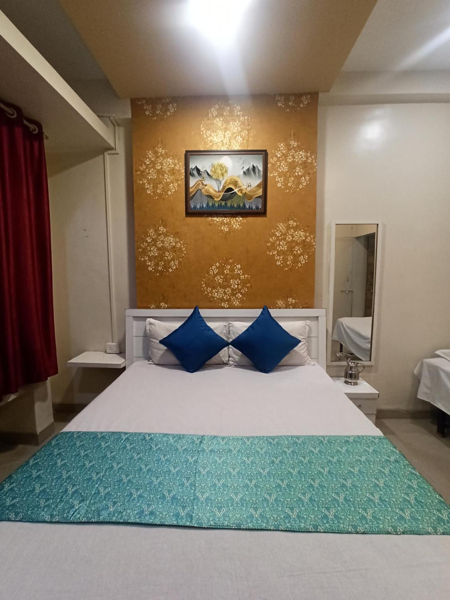 Malwade Motel Pune Eksteriør bilde