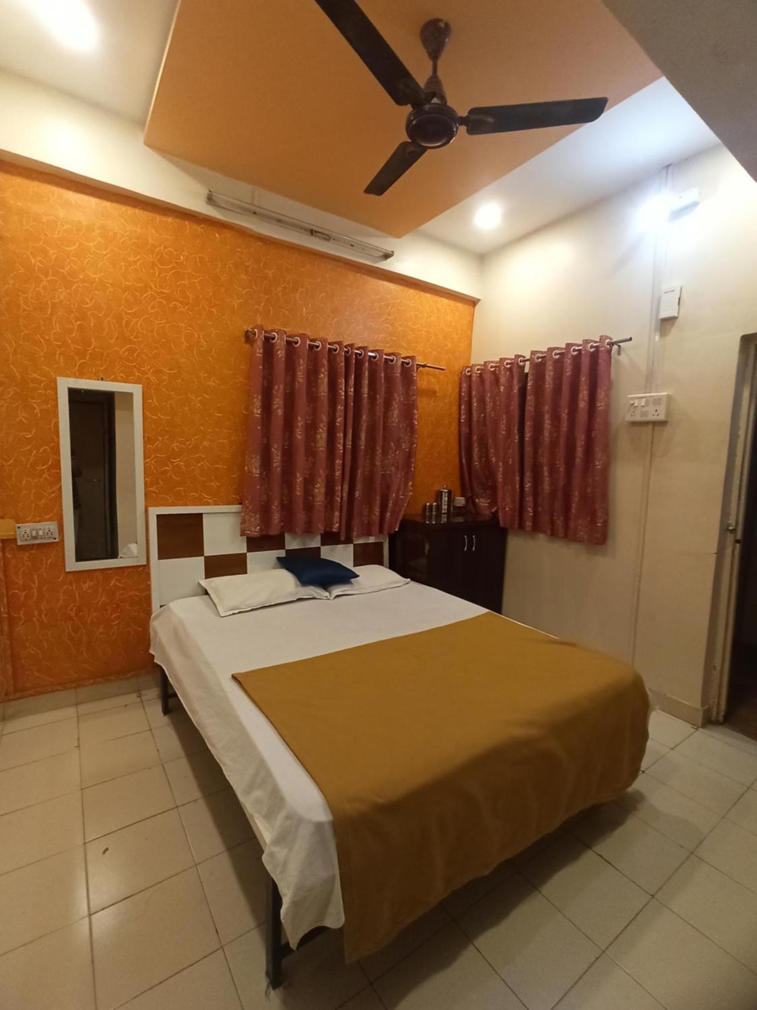 Malwade Motel Pune Eksteriør bilde
